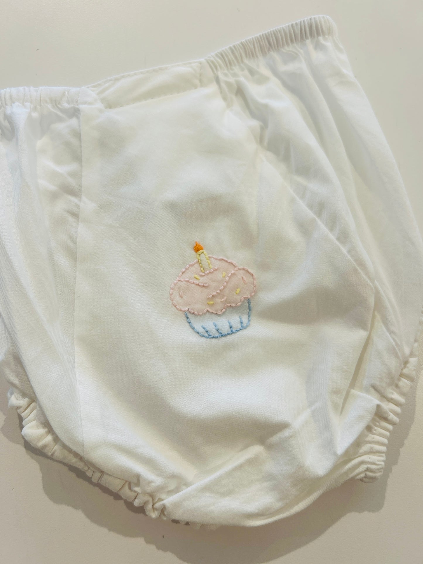 Baby Sen - White Landon Diaper Cover - Cupcake