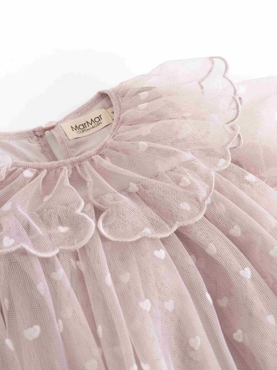 Cloud Gray Hearts Dera baby dress by MarMar Copenhagen, featuring a soft gray fabric with adorable heart pattern for infants.