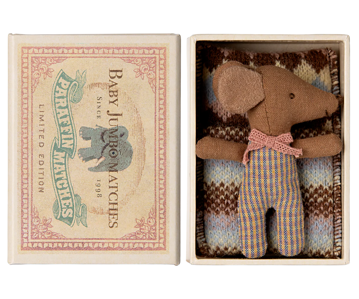 Rose Sleepy wakey baby mouse in matchbox