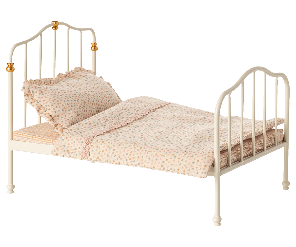 Vintage Bed, Mouse - Off-White - Sweet E's Children's Boutique