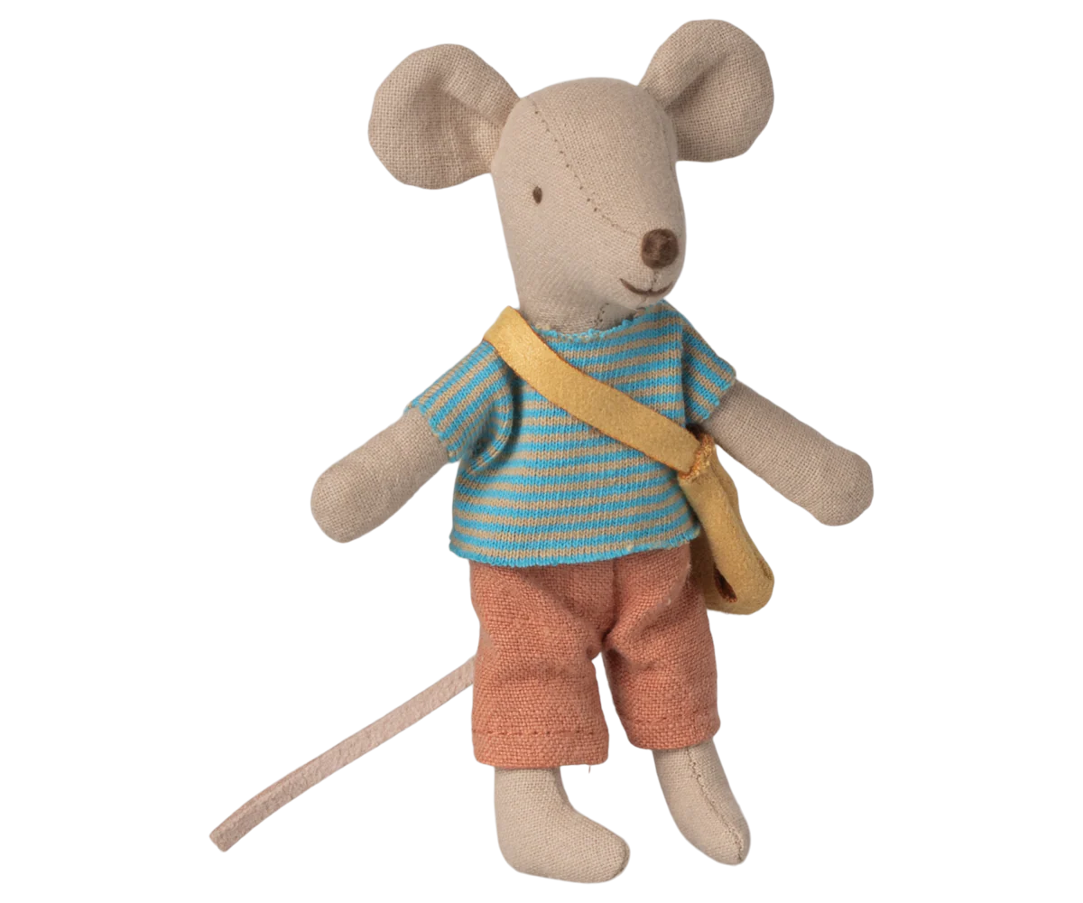 Maileg Little Brother Mouse with Bag, soft plush toy and fabric bag, ideal for children's play and collection.