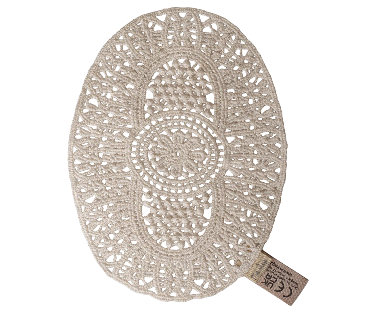 Lace rug, Mouse