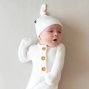 Kyte Baby - Ribbed Knotted Gown with Hat Set - Cloud