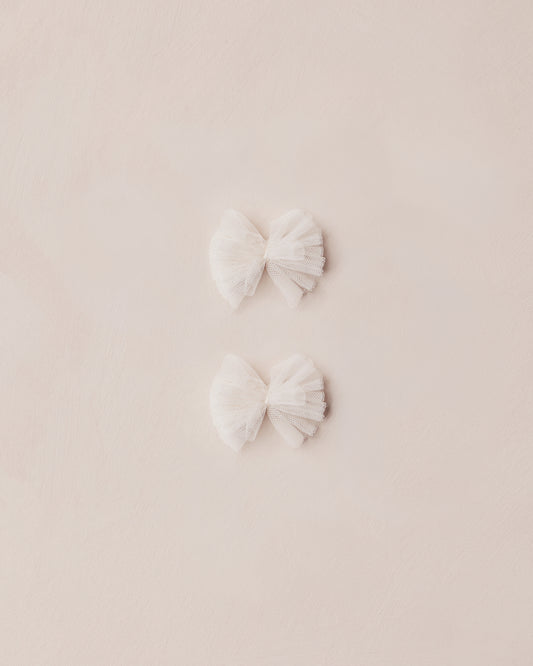 Ivory Flutter Tulle Clips
