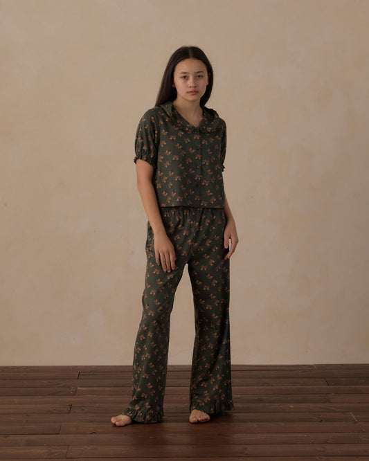 Teen Evergreen Bouquet Ruffle Pajamas