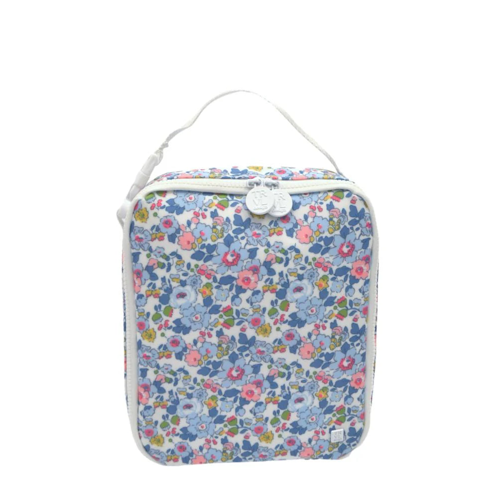 Insulated TRVL Designs lunch box with a bridgehampton pattern, featuring a compact, reusable lunch bag for food storage.
