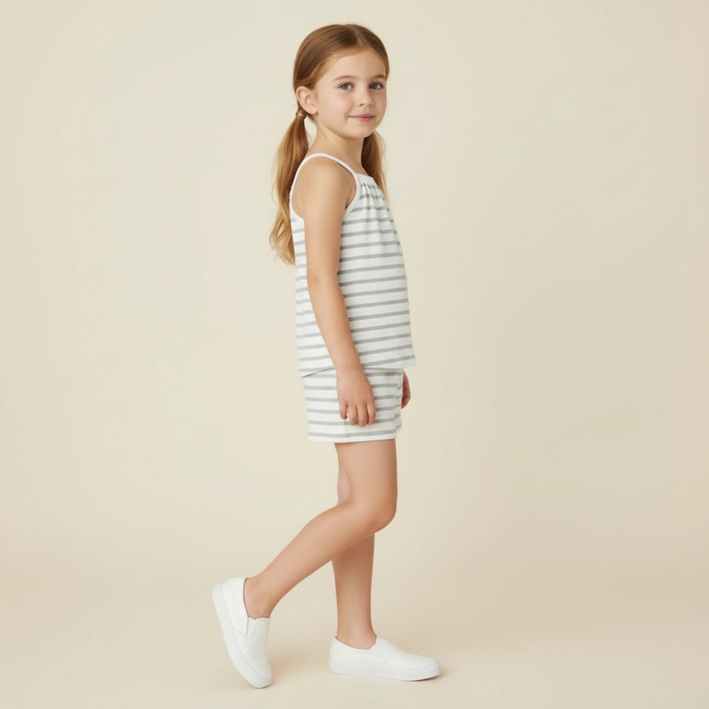 MakeMake fog stripes organic tank top and shorts set featuring a stylish striped pattern and comfortable fit.