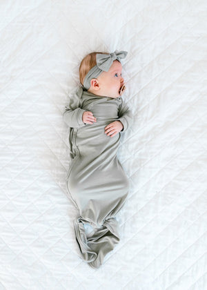 
            
                Load image into Gallery viewer, Copper Pearl - Newborn Knotted Gown - Stone
            
        