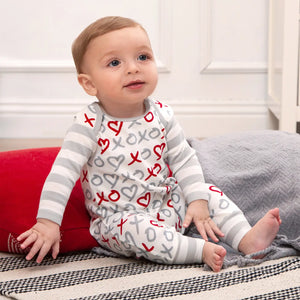 
            
                Load image into Gallery viewer, Tesa Babe - X&amp;#39;S &amp;amp; O&amp;#39;S Valentine Baby Romper
            
        
